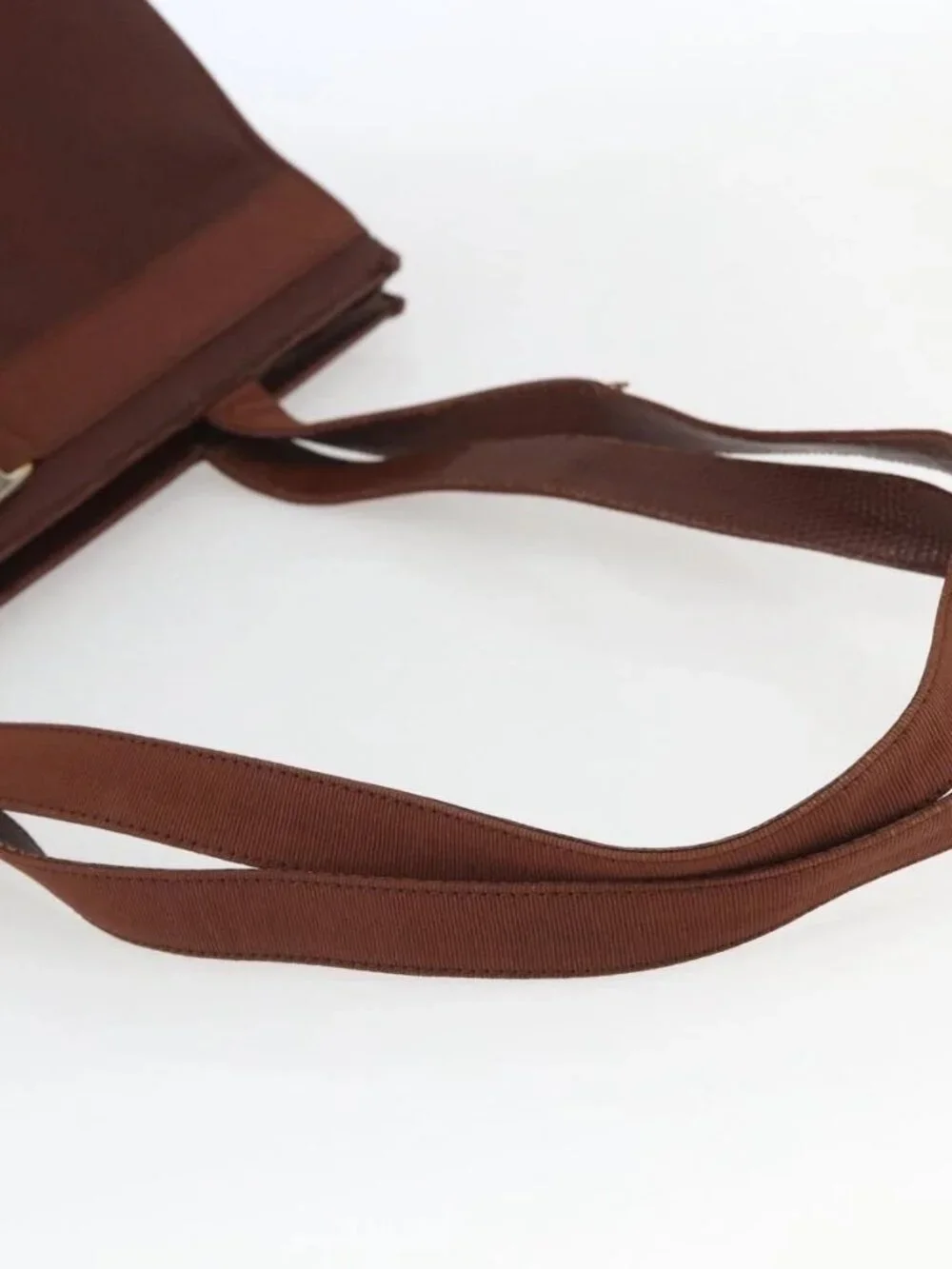 Salvatore Ferragamo Vala Shoulder Bag Leather Brown Gold Auth ka1378